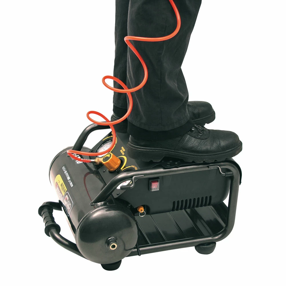 SIP ProTech OL197/10RC 8cfm 10Litre 1.5HP Air Compressor (110V) 6 SIP ProTech OL197/10RC 8cfm 10Litre 1.5HP Air Compressor (110V) - Image 4