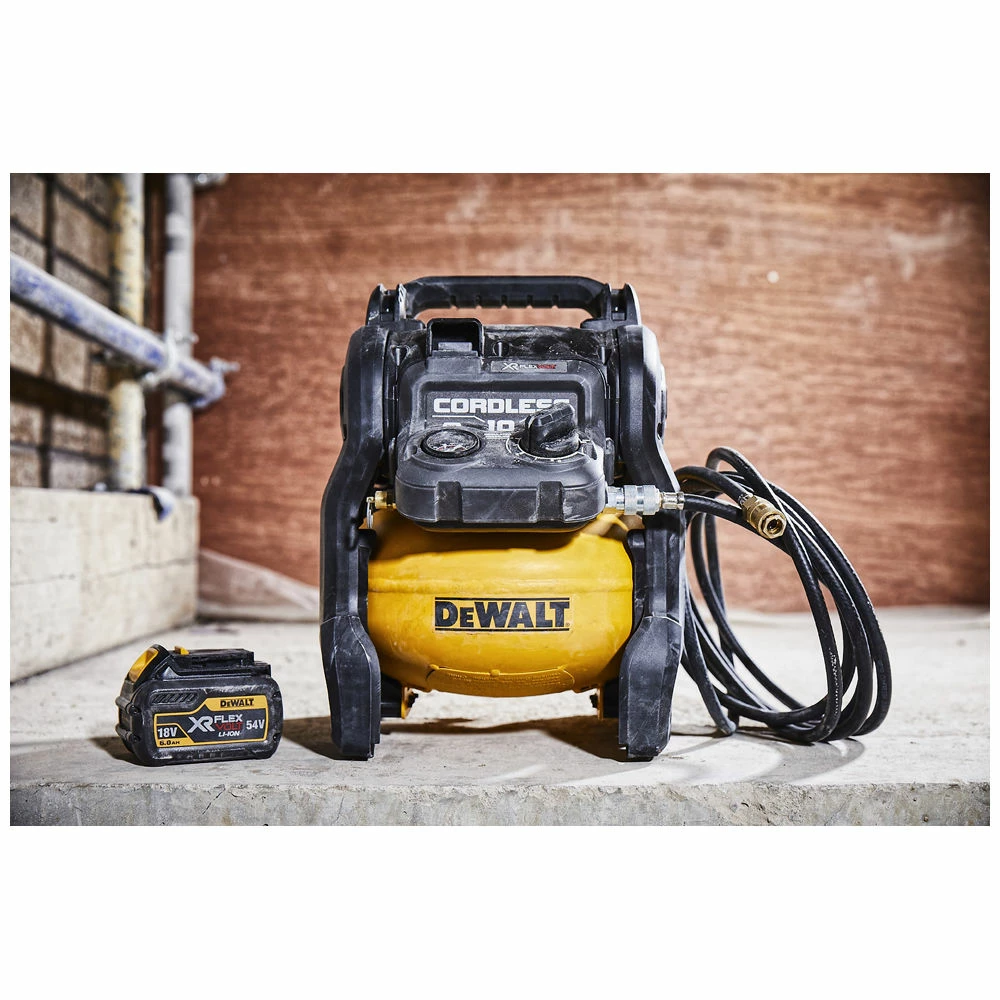 DeWalt DCC1054T2-GB 54V XR FLEXVOLT 10L Air Compressor With 2 X 54V 6Ah Batteries 6 DeWalt DCC1054T2-GB 54V XR FLEXVOLT 10L Air Compressor With 2 X 54V 6Ah Batteries - Image 4